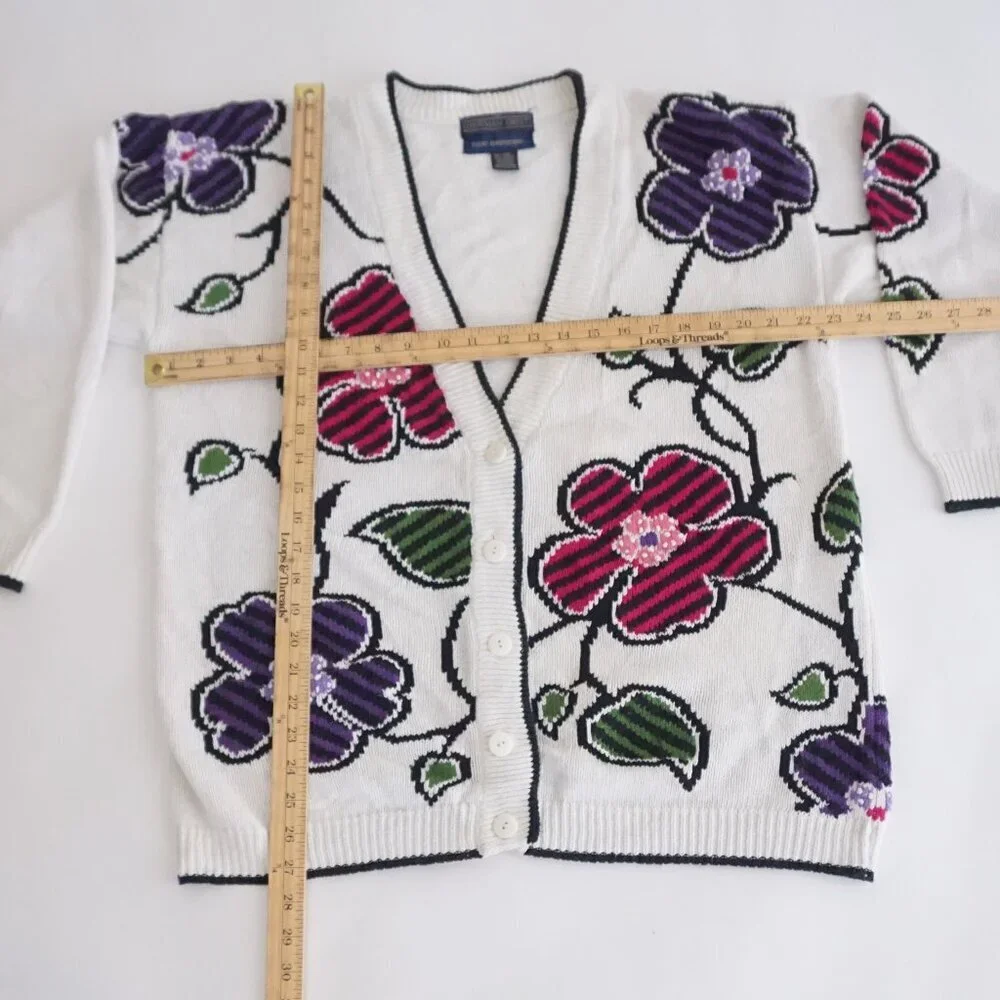 Vintage Herman Geist White Cotton Cardigan Floral Embroidered Grandmacore M - Picture 3 of 11